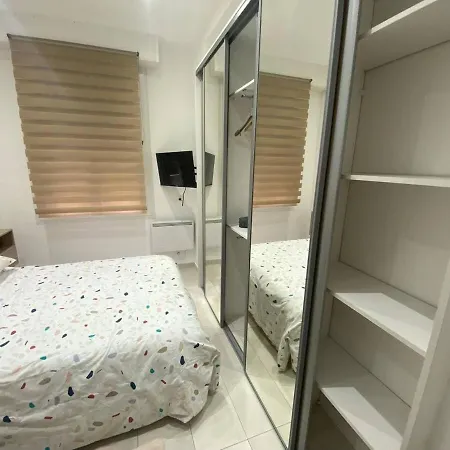 Beautiful 2 Bedroom, Close To Downtown * Nice